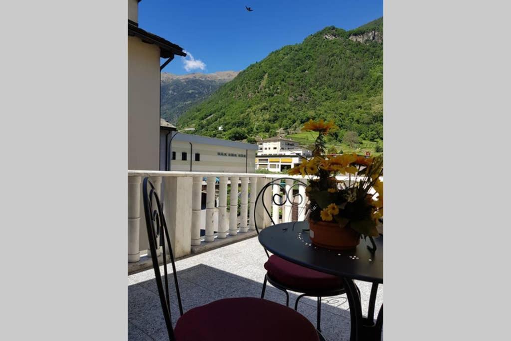 Bezauberndes Haus Fuer Erholsame Ferien Im Puschlav Villa Campascio Exteriör bild